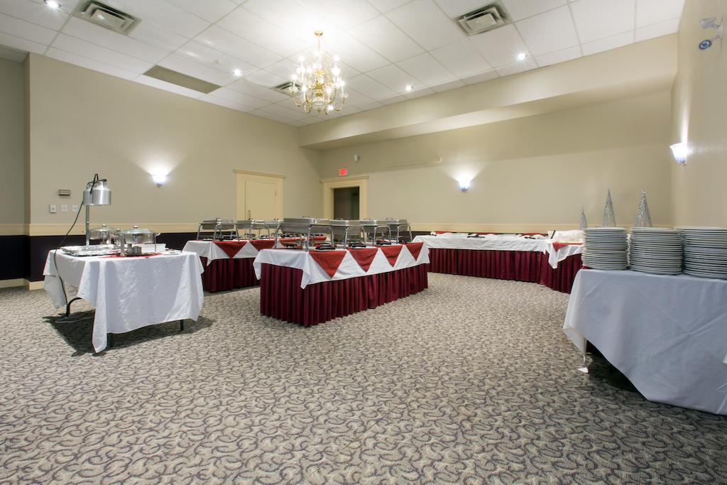 The Vance Creek Hotel & Conference Centre سيلفر ستار المظهر الخارجي الصورة